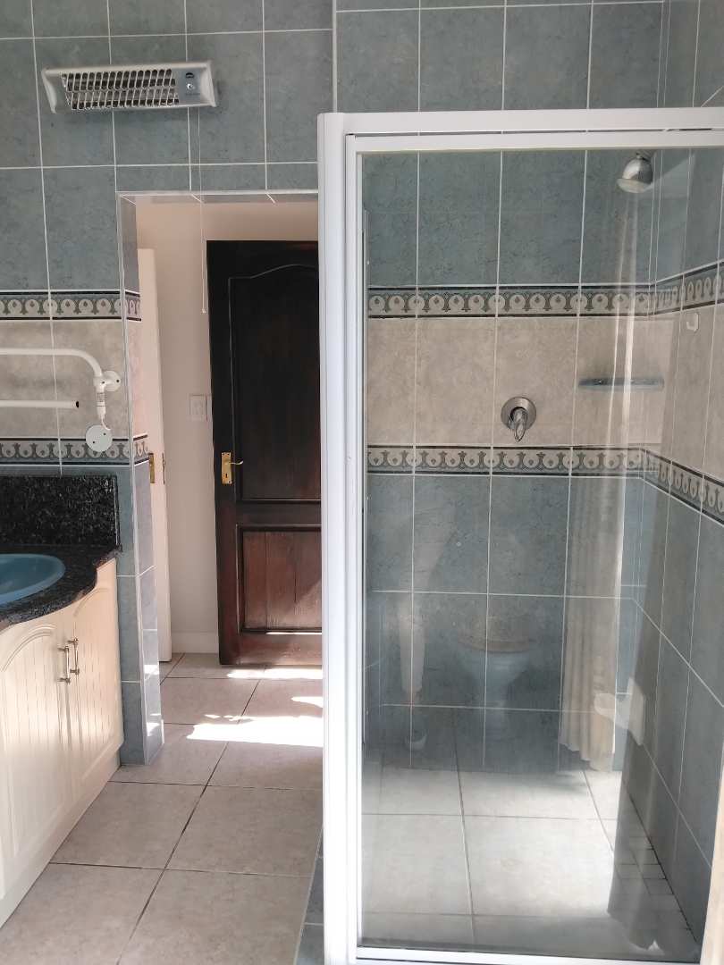 To Let 1 Bedroom Property for Rent in Reebok Western Cape